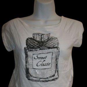 ---  Shine White Crop Top w Perfume Bottle Jr M
